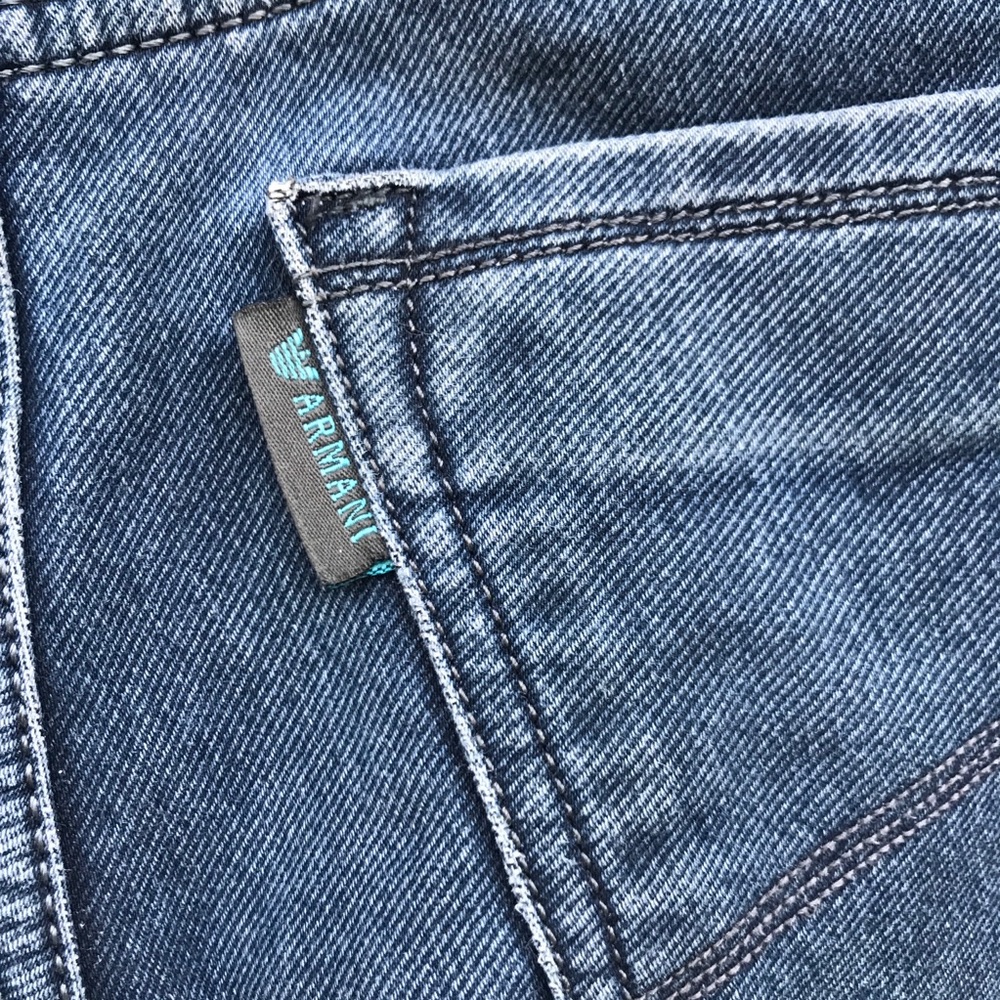 Giorgio Armani Vintage Slim Jeans - Picture 13 of 16